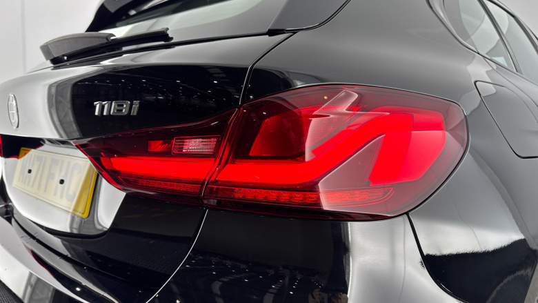 BMW 1 Series 118i Sport 5dr Petrol Hatchback